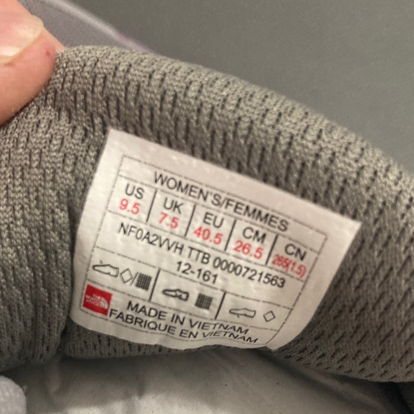 The North Face Litewave Ampere Gray with Purple Womens 9.5 - Picture 7 of 7